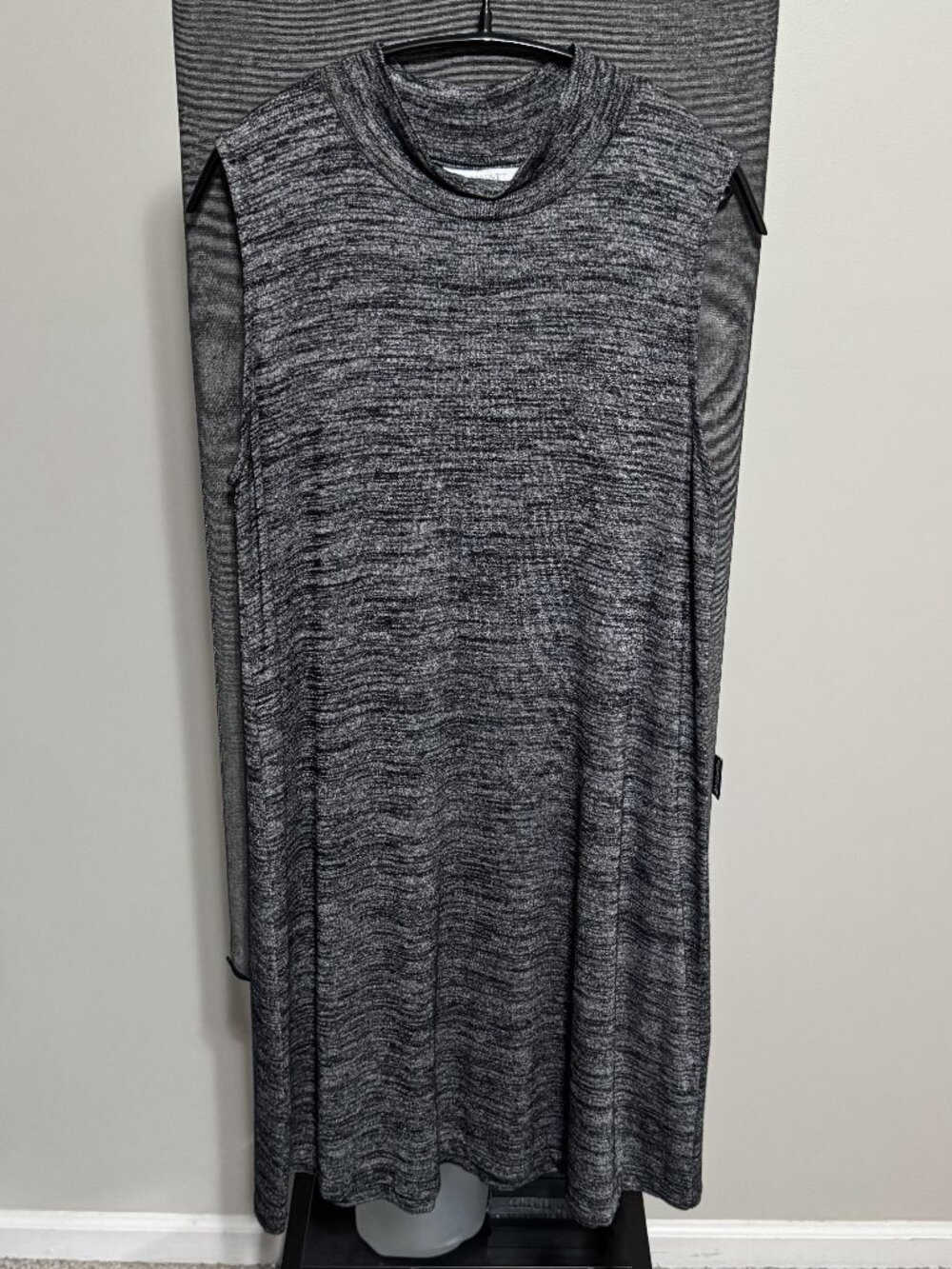 Market & Spruce Sleeveless Mock Neck Dress